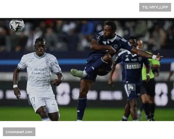 巴黎FC中场凯巴尔助攻抢断俱佳 成中场核心